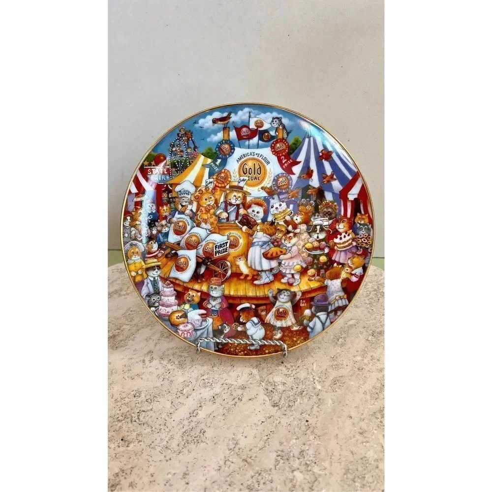 Franklin Mint Multi-Color Gold Medal Flour Cat Winners Bill Bell Collector Plate